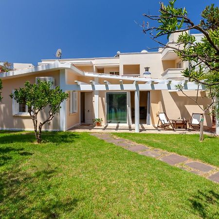 Beach Front House Kalamaki Bungalow Kato Galatas Exterior foto